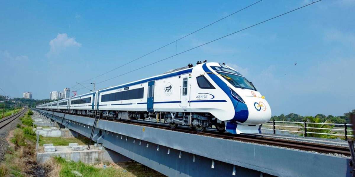 Train Ambulance Service in Delhi – Safe, Affordable, and ICU-Equipped Transfers Across India