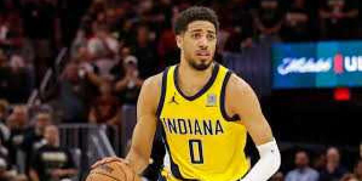 Indiana Pacers indication Andrew Bynum